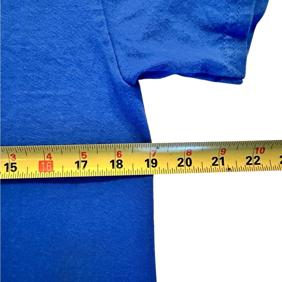 MLB Chicago Cubs Baseball The Curse Ends 1908-2016 World Champions Blue M Tee - Picture 6 of 6